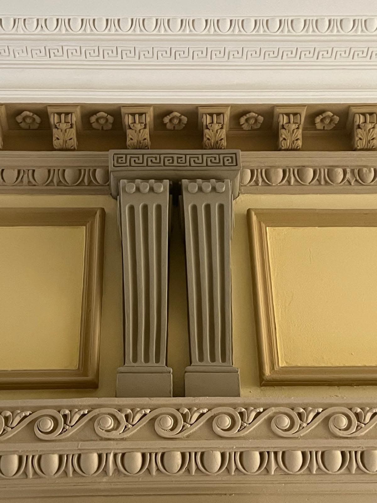 Mennyezeti rozetta restaurálása